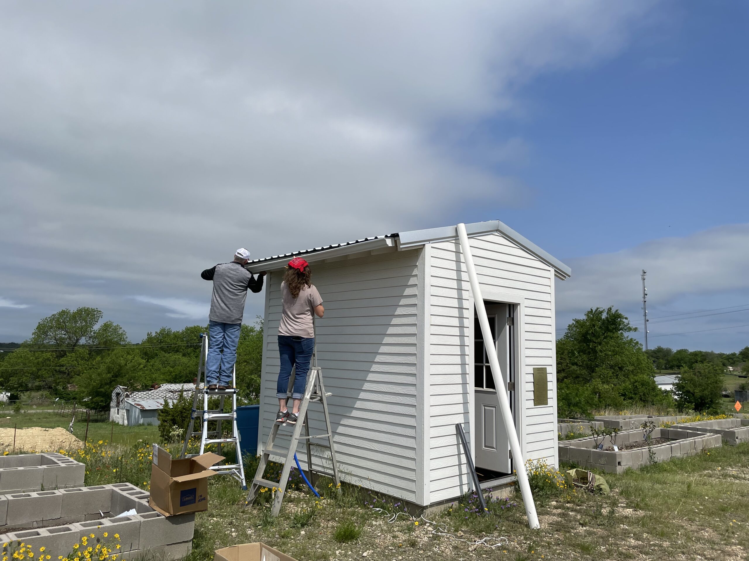 Agnes Schoolhouse Project shows residents how to save water through rainwater harvesting systems